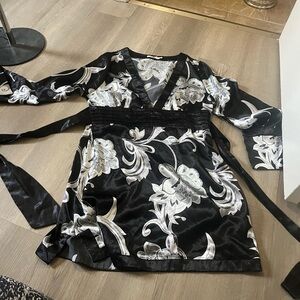 Mini satin Black & White Floral Wrap Dress